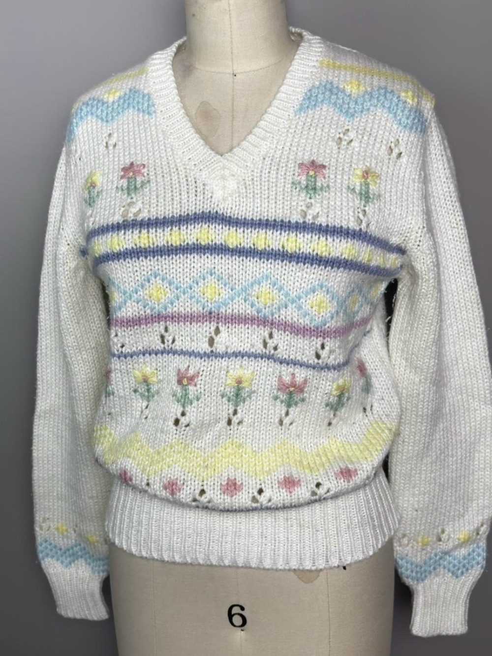 Women's White Knit V-Neck Sweater with Pastel Floral Pattern